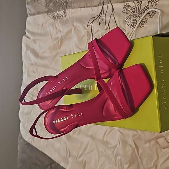 ❤️‍🔥❤️‍🔥❤️‍🔥❤️‍🔥Brand new women's pink 👠 ❤️‍🔥❤️‍🔥❤️‍🔥❤️‍🔥❤️‍🔥 - Picture 4 of 6